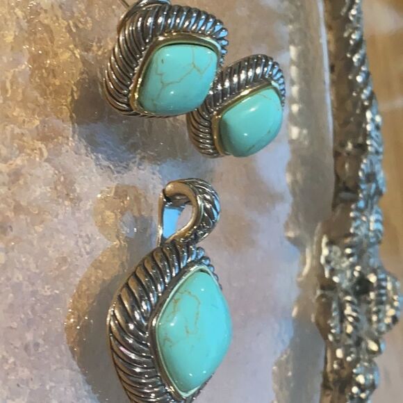 Heavy Duty Sterling Silver with Turquoise Pendant and Post Earring Set - Picture 12 of 13